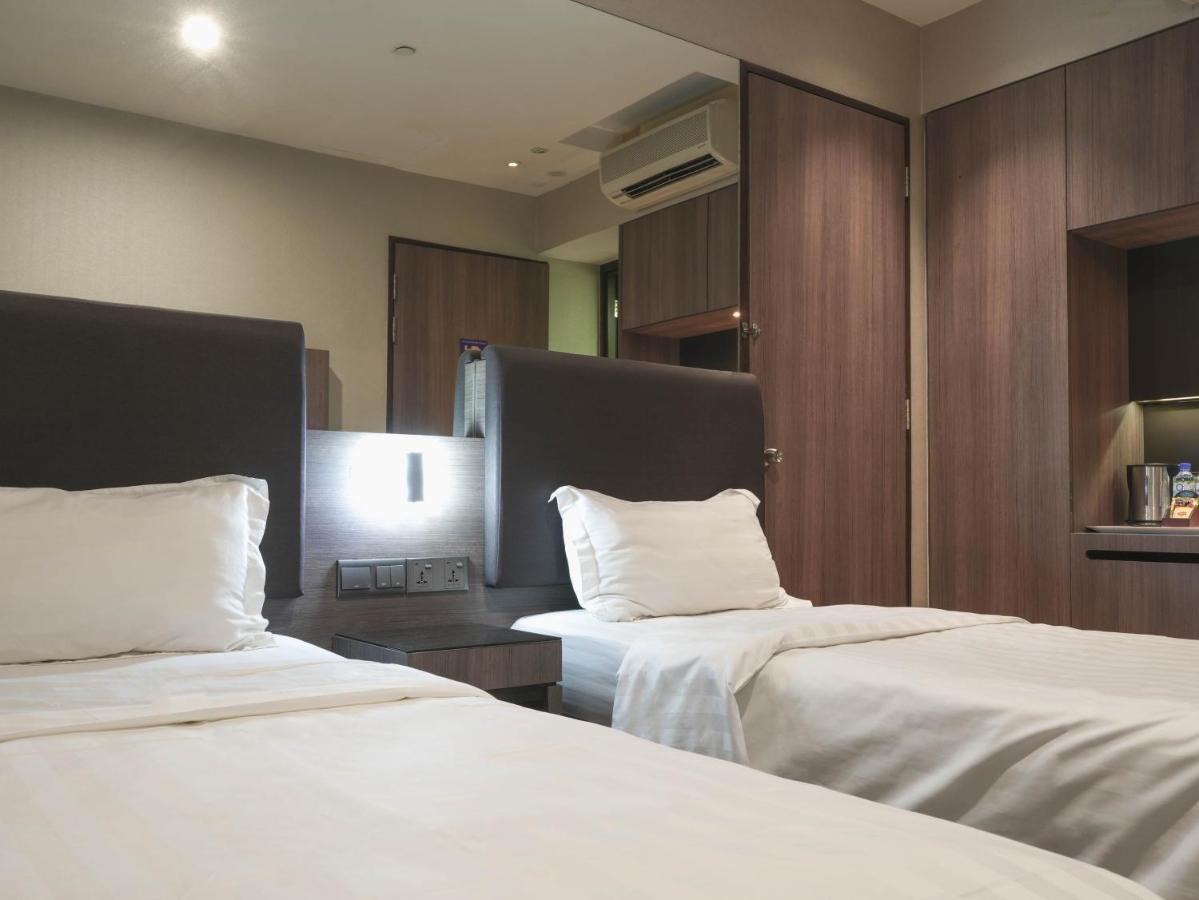 Amrise Hotel Kitchener 싱가포르 외부 사진