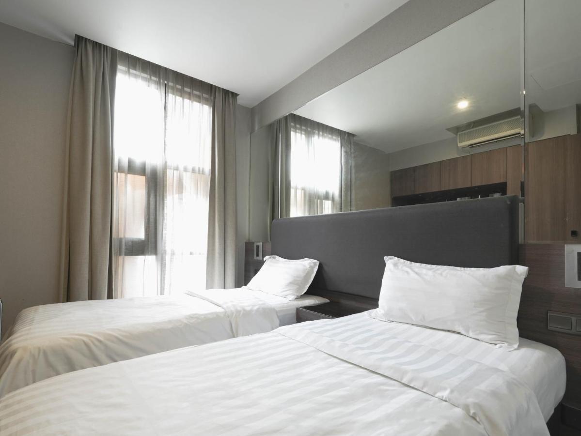 Amrise Hotel Kitchener 싱가포르 외부 사진